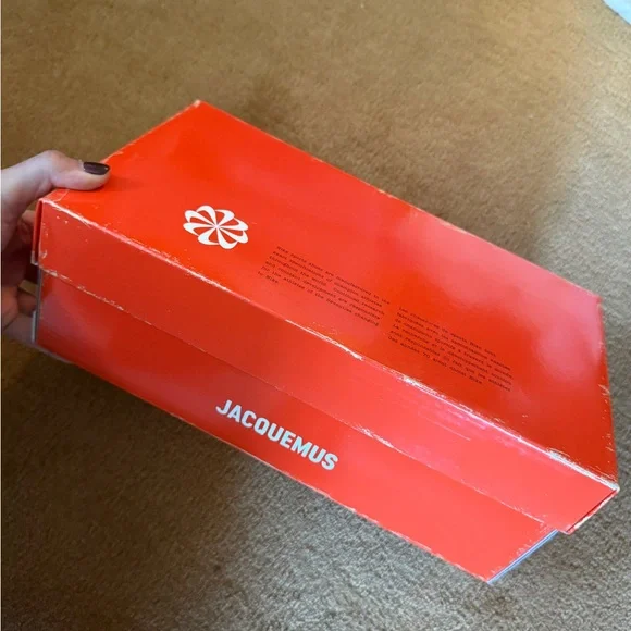 Nike x Jacquemus Moon Shoe - Picture 6 of 8